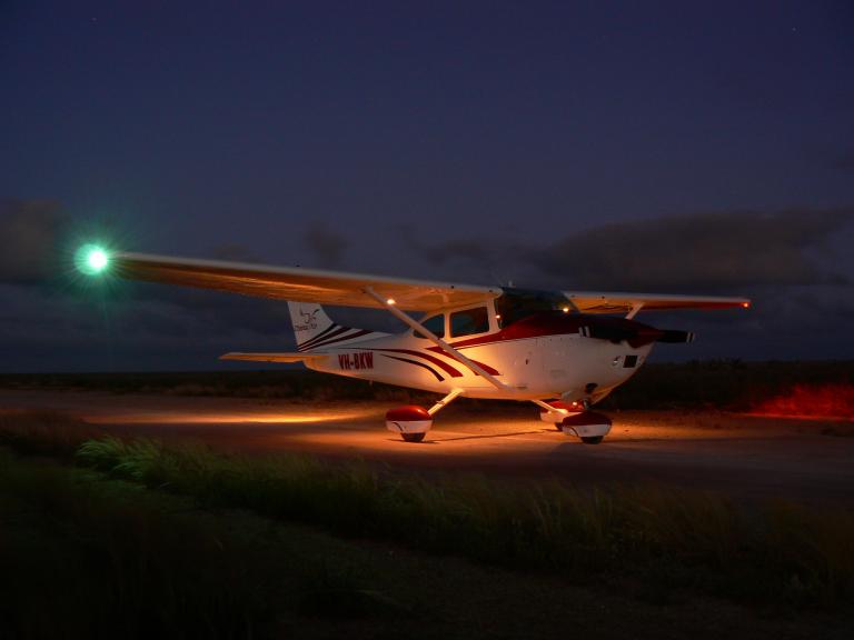 Maralinga scenic flights